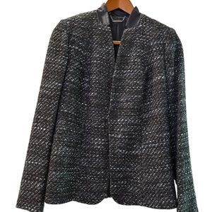 Ellie Tahari Blazer, size 2. Beautiful, slight shimmer in the thread.